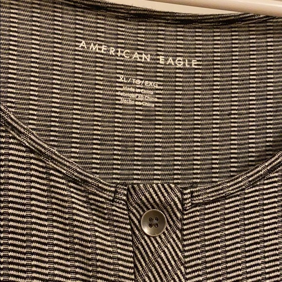 American Eagle Lightweight Crop Top Size XL - Picture 3 of 4
